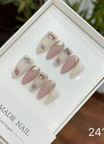 24158#Almond Powder Flower