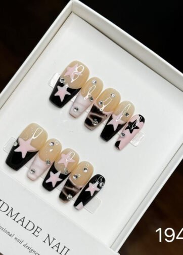19408#French Style Five-Pointed Star Nail Art