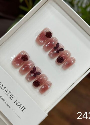 24251#Black Plum Sauce Short T-Shirt