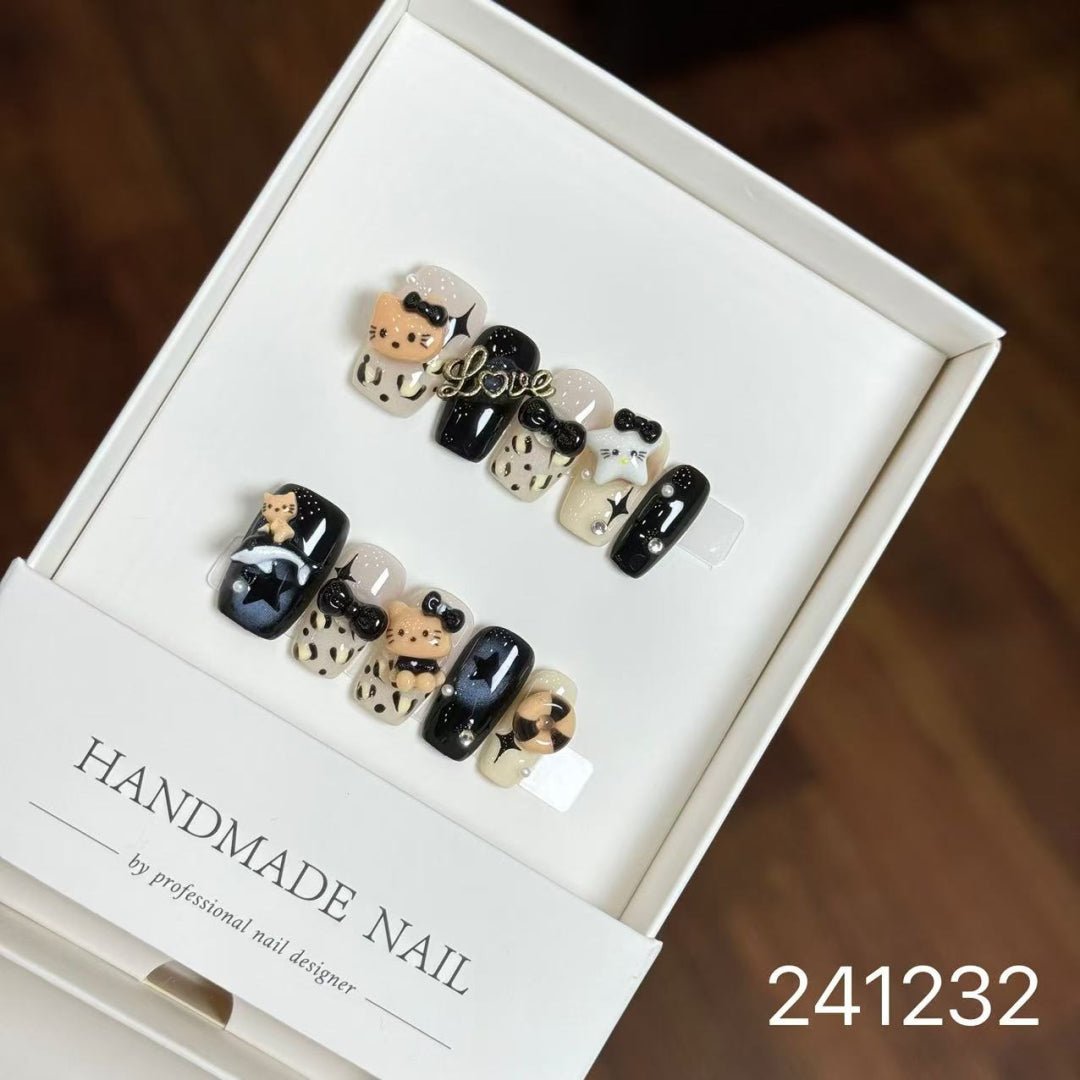 241232#Leopard Print Black Medium Square