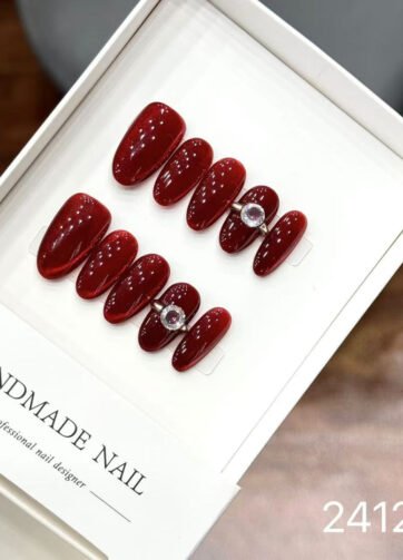 241288#One Carat Red Oval Center