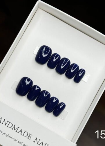 Blue Short Nails