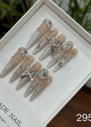 29524#Galaxy Ice Butterfly