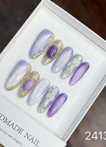 241373#Bvlgari Purple Serpent