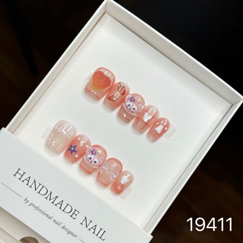19411#Bail Strawberry Heart