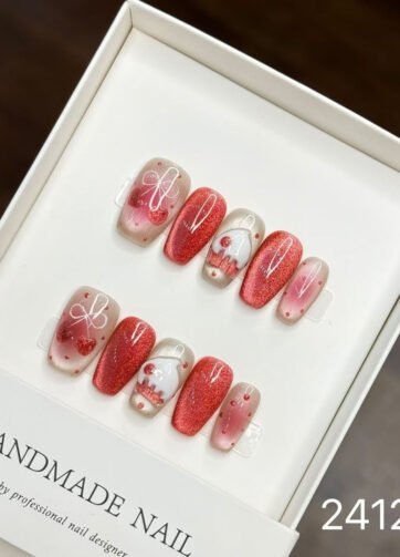 241295#Strawberry Cake Short T