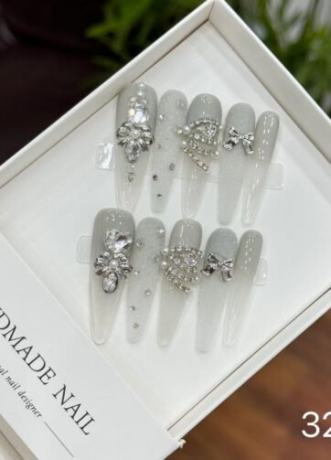 3287#Silver Wrapped Elegance