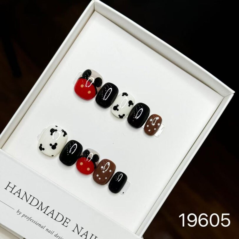 19605#Cute Mickey