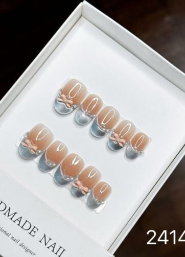 241405#Smurfs Short Oval