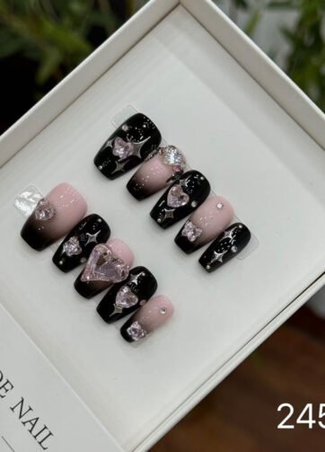 24501#Sweet Cool Hot Girl