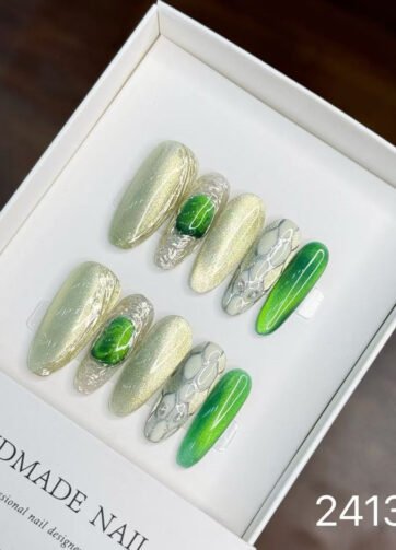 241372#Bvlgari Green Snake