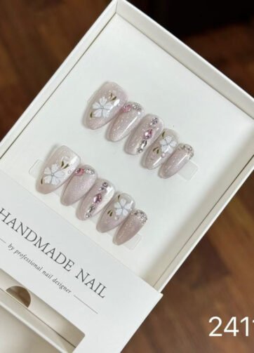 241113#Meet Blooming Almond