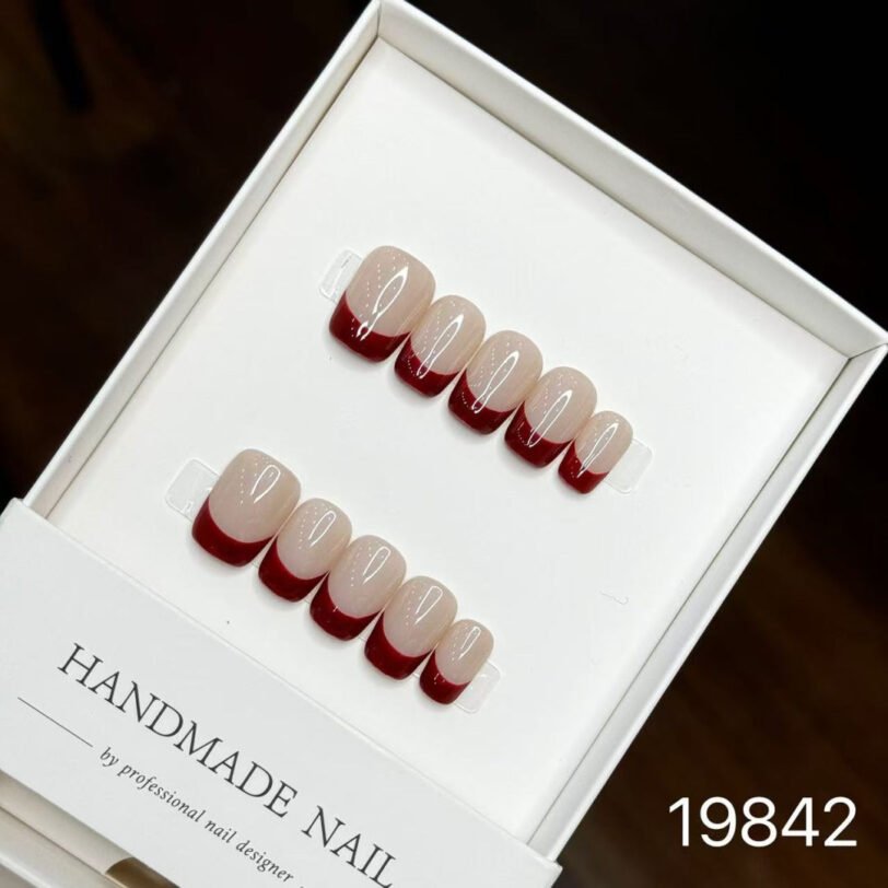 19842#French Red Short Square