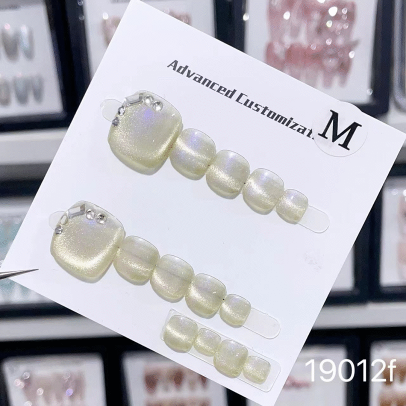 Milky Yellow Cat Eye