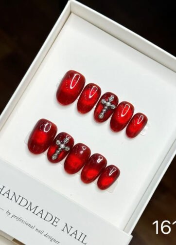 16149#Red Charm