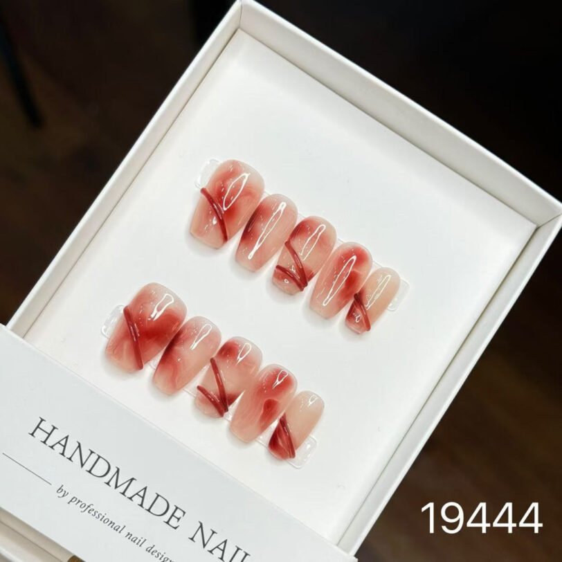 19444#Red Wrapped Short T Nails