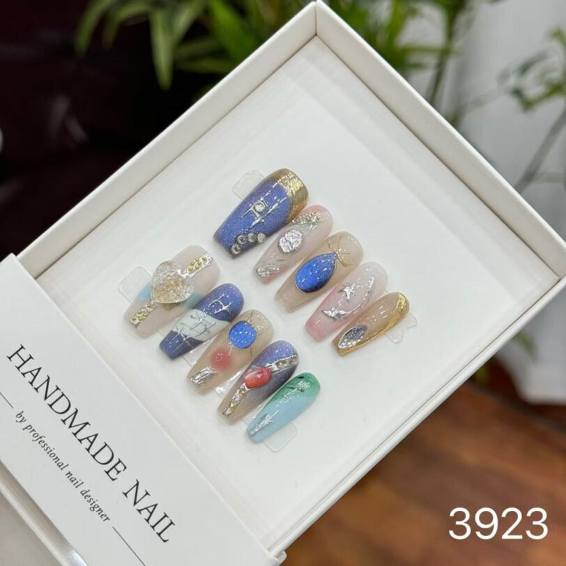 3923#Dunhuang-Inspired Nail Art