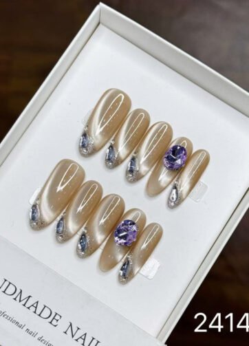 241446#Grape Shattered Ice Long Oval