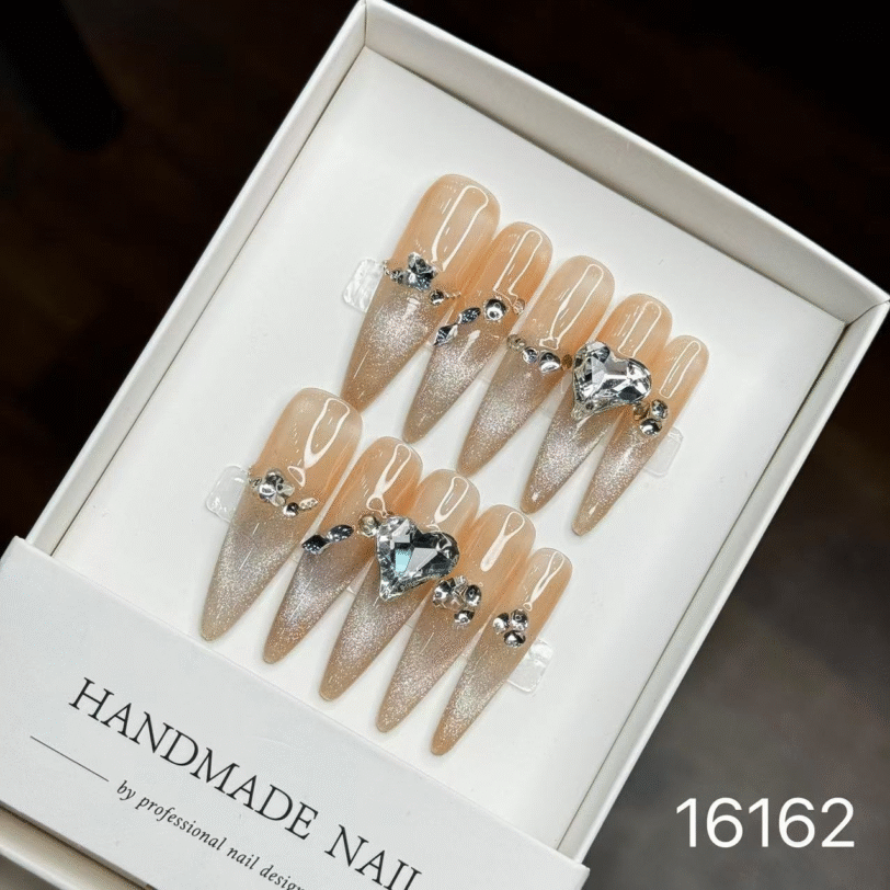 16162#Icelandic Lovers