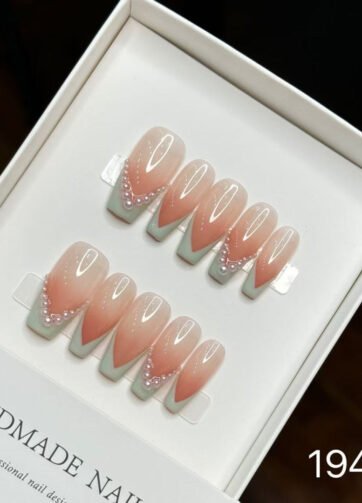 19468#Pearl French Manicure