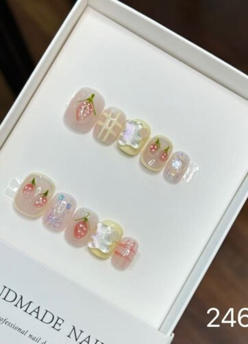 24624#Aurora Strawberry Bear