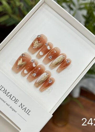 24214#Creamy Sweetheart T