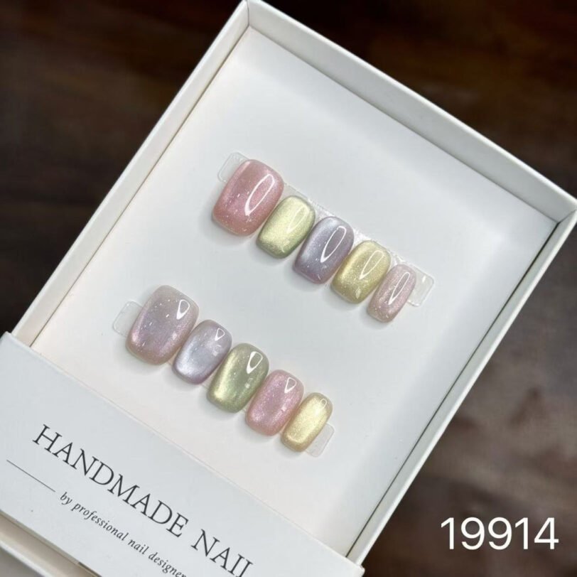 19914#Colorful Candy Square Nails