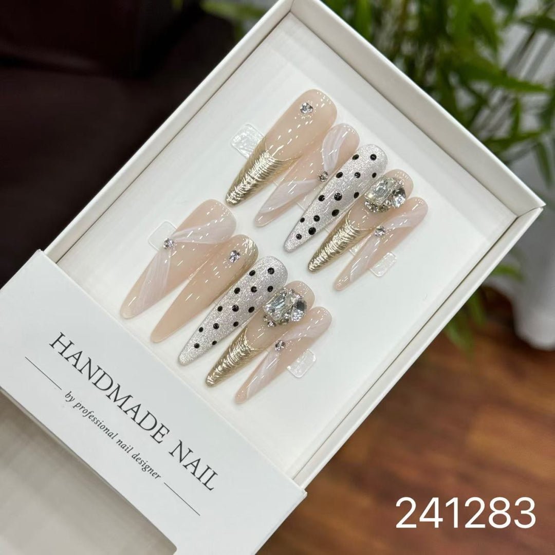 241283#Polka Dot Ribbon