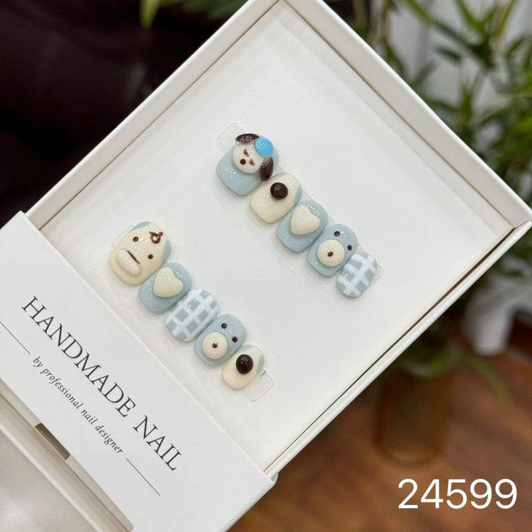 24599#Heart Bulldog Nail Art
