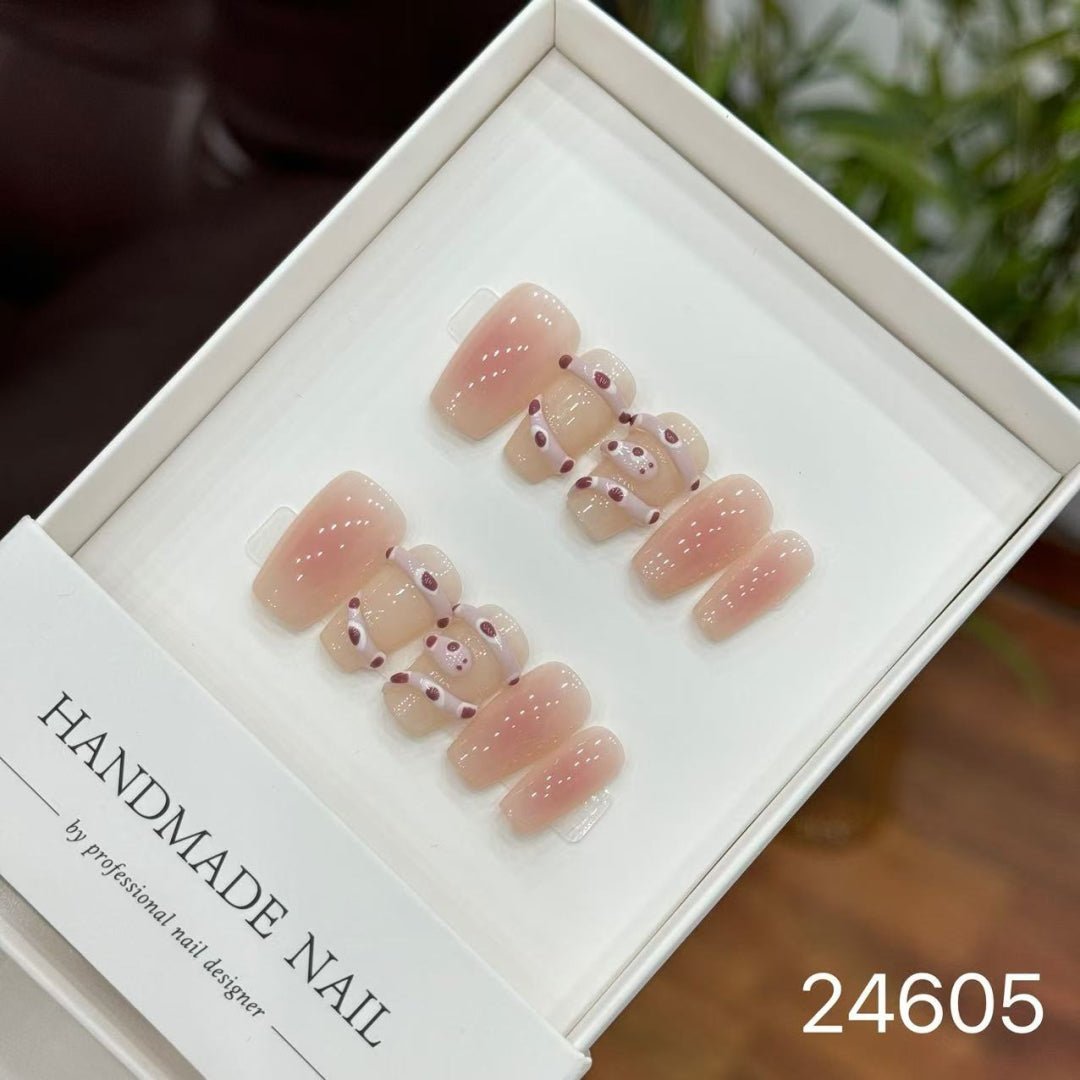 24605#Corn Flour Snake Short T-Shirt