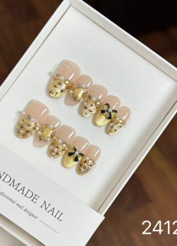 241247#Delicate Lady Oval