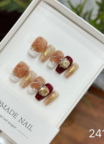 24190#Short T French Amber