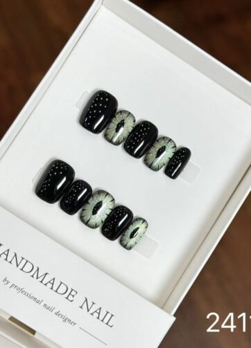 241125#Cat's Eye Green