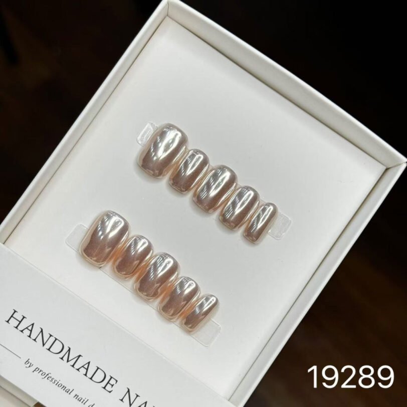 19289#Mirror Finish Short Square Nails