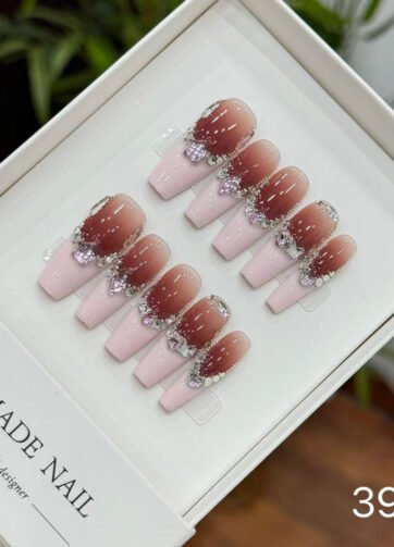 3924#European and American French Manicure