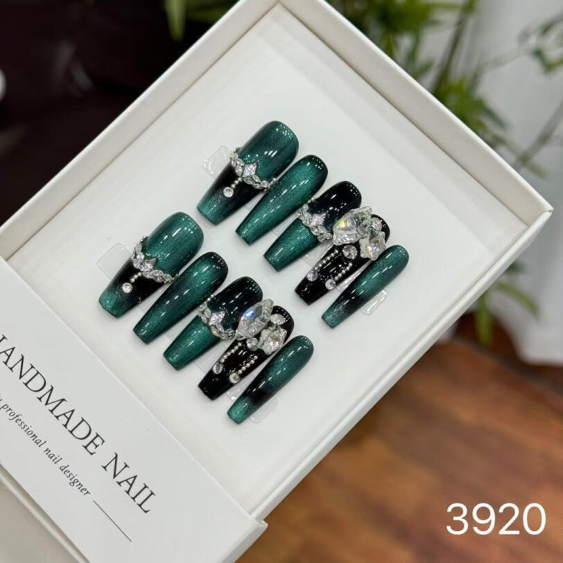 3920#Enchanted Forest Nail Art