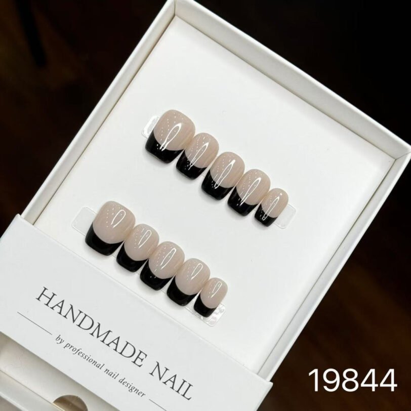 19844#French Black Short Square