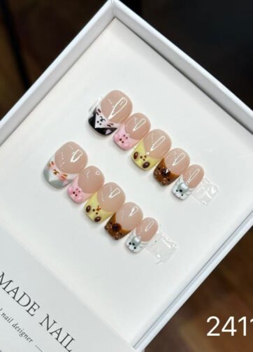 241122#Zoo Short Nails