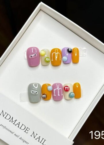 19500#Little Monster and M&M's