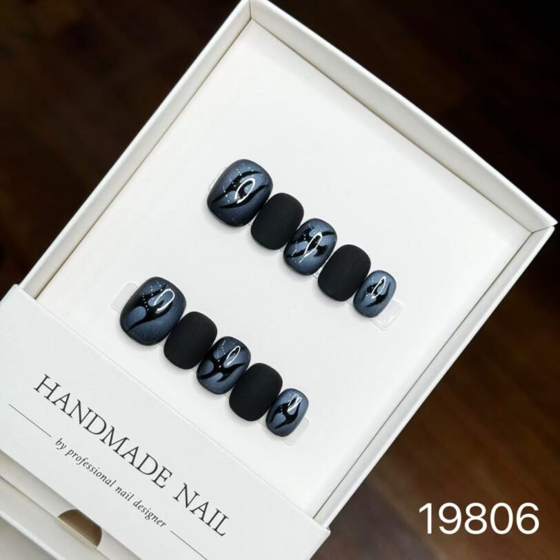 19806#Male Lead