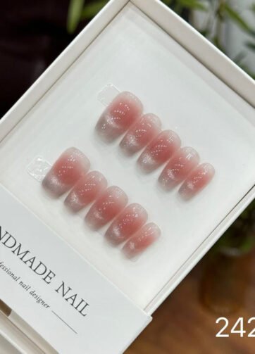 24220#Short T Pink Cat Eye