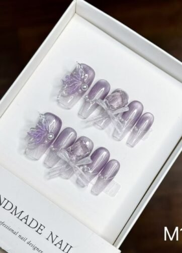 M125#Charming Purple