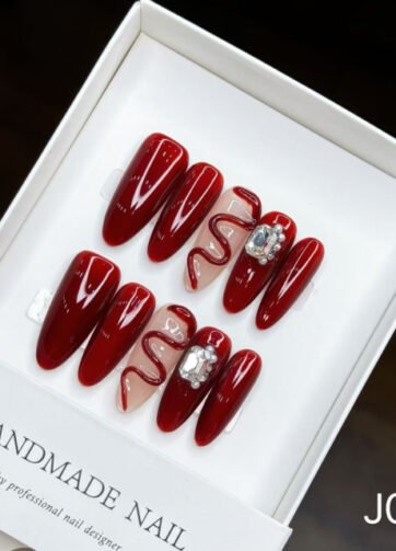 J012#Red Snake